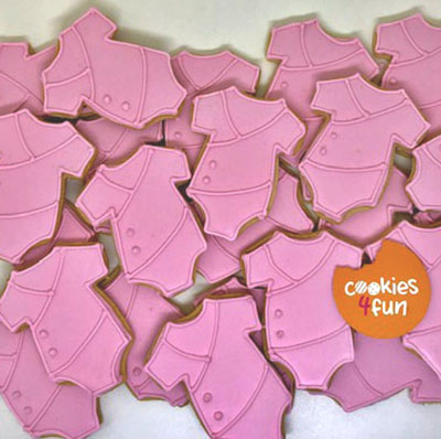 Biscoitos decorados maternidade menina