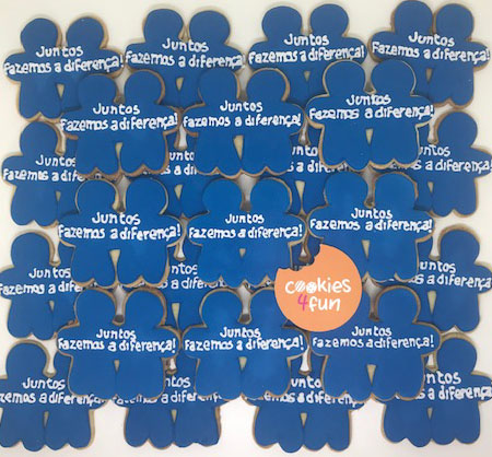 Biscoitos decorados brinde empresa GB Eventos